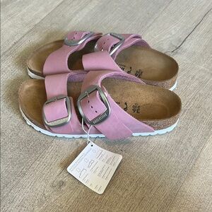 Birkenstock Pink Sandals with Metallic Buckles (sz36)